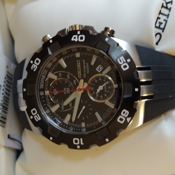 New in Box Seiko SNAD61ND Chrono Alarm Seiko Watch+Bonuses - Picture 2 of 5